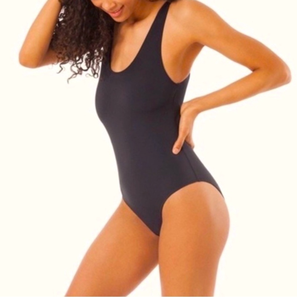 NWT Lively The Tank One Sexy Black One Piece Swimsuit‎ M
